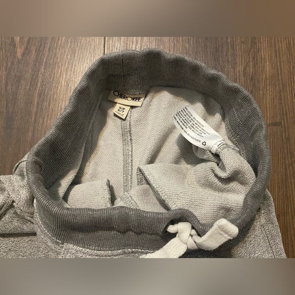 Boy’s Cherokee Grey Adjustable Sweatpants S 6/7 - Picture 4 of 7